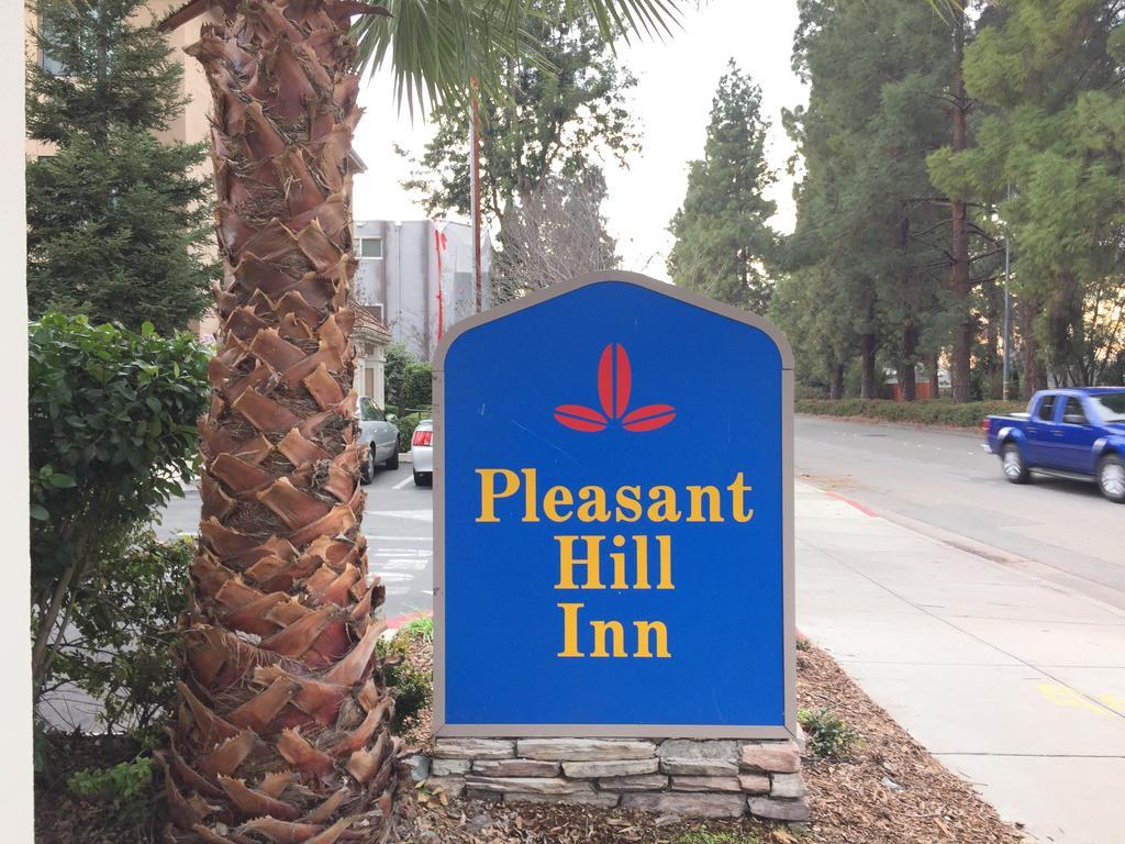 Pleasant Hill Inn Exteriör bild